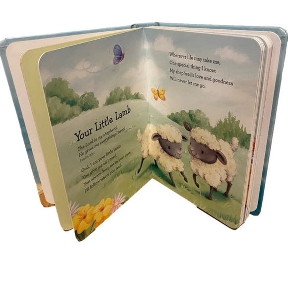 Padded Boardbook - Snuggle Time Prayers  by Glenys Nellist - Picture 4 of 5